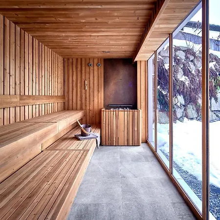 Ever Gruen فندق كابرون